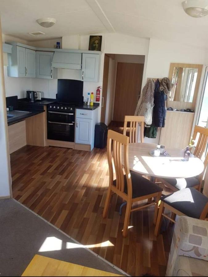 Private Caravan Situated At Parkdean Holiday Resort St Margaret'S At Cliffe Number 18 Ngoại thất bức ảnh