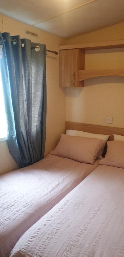 Private Caravan Situated At Parkdean Holiday Resort St Margaret'S At Cliffe Number 18 Ngoại thất bức ảnh