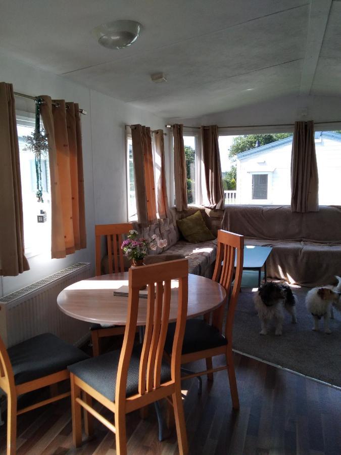 Private Caravan Situated At Parkdean Holiday Resort St Margaret'S At Cliffe Number 18 Ngoại thất bức ảnh