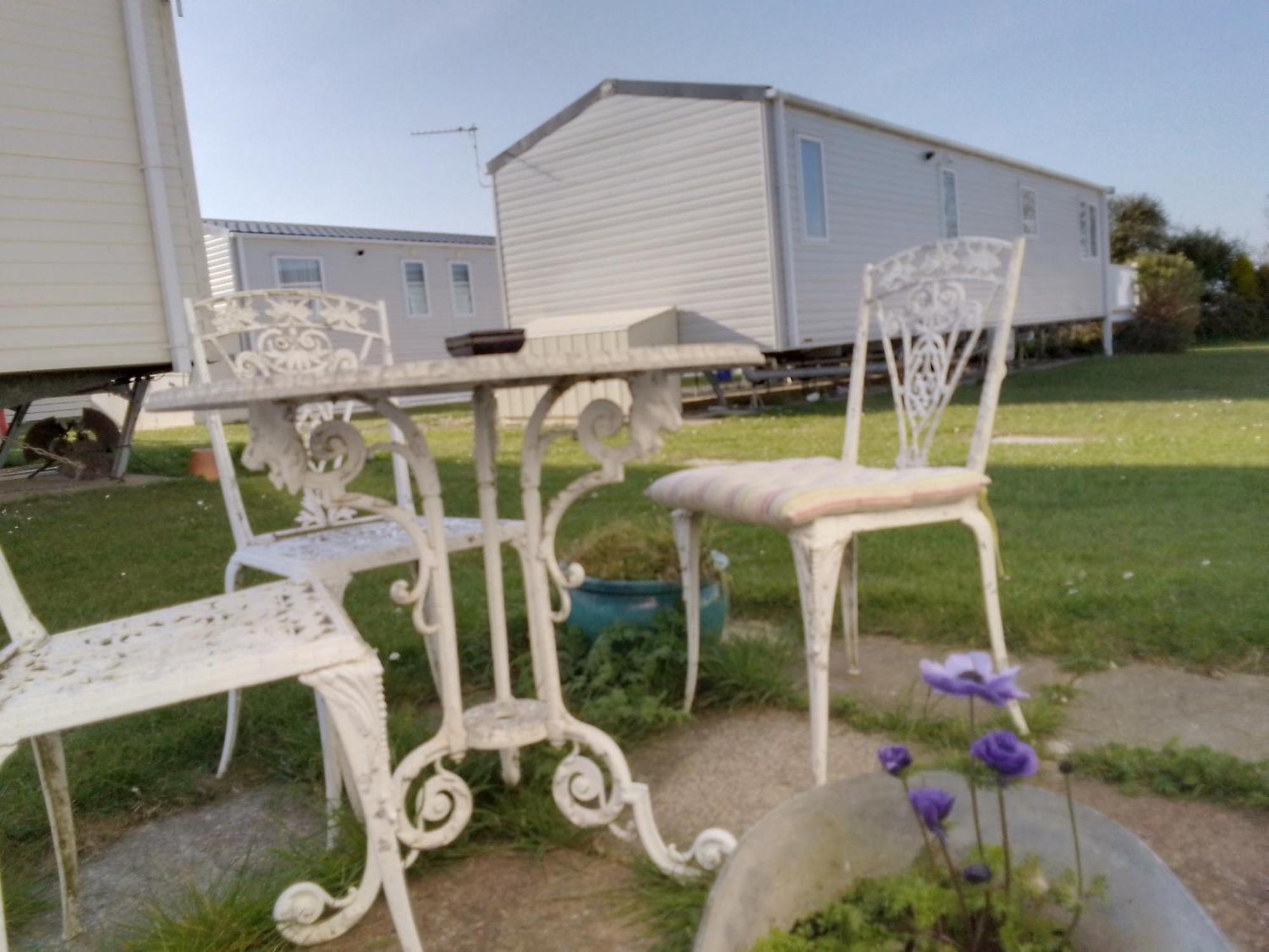 Private Caravan Situated At Parkdean Holiday Resort St Margaret'S At Cliffe Number 18 Ngoại thất bức ảnh